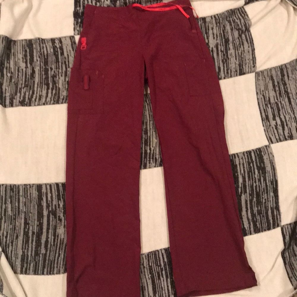 Medium size maroon long scrub pants. High quality